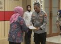 Menteri PPPA Berikan Penghargaan ke Kapolres Padang Sidempuan Wira Prayatna 58ff991a 6fc9 4474 bfc2 659ecc9df4a7