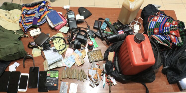 Satgas Ops Damai Cartenz Gagalkan Penyelundupan Amunisi Ilegal di Pelabuhan Jayapura 5fd0bbb9 f6cd 43b1 8c28 c153e8168618