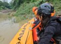 Basarnas Medan menemukan dua korban yang meninggal dunia usai hanyut di Sungai Belumai, Kabupaten Deli Serdang, Sumatera Utara. (Foto: Basarnas Medan)
