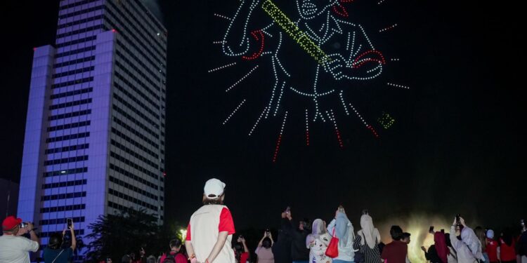 Keren, Formasi Drone Karya Anak Bangsa Jadi Daya Tarik Puncak Karnaval HUT ke-80 Kemerdekaan RI 924699d5 9061 4730 9db8 4f8818446107