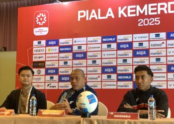 Pelatih Timnas Indonesia U-17, Nova Arianto, dalam konferensi pers sebelum pertandingan melawan Tajikistan di Piala Kemerdekaan 2025. (Foto: narata/aan).