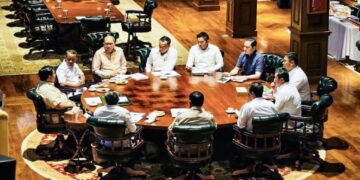 Presiden Prabowo Subianto mengadakan rapat secara maraton bersama sejumlah Menteri Kabinet Merah Putih di kediaman pribadinya, Hambalang, Kabupaten Bogor, Jawa Barat, pada Rabu, 20 Agustus 2025. (Foto: BPMI Setpres)