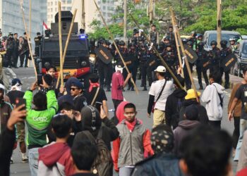 Aksi unjuk rasa di Jakarta. (Foto: Iqro Rinaldi via Unsplash)