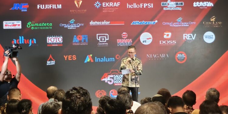 Salon Foto Indonesia Dibuka, Pamerkan Foto Berkelas hingga 14 September 2025 di Medan 12223aa6 8bff 4607 ae85 783b7095795a