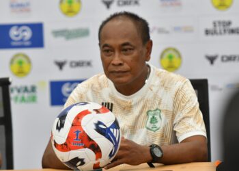 Pelatih PSMS Medan, Kas Hartadi, dalam konferensi pers menjelang pertandingan melawan Sumsel United. (Foto: Media Officer PSMS)