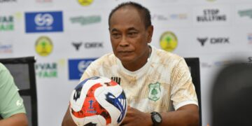 Pelatih PSMS Medan, Kas Hartadi, dalam konferensi pers menjelang pertandingan melawan Sumsel United. (Foto: Media Officer PSMS)