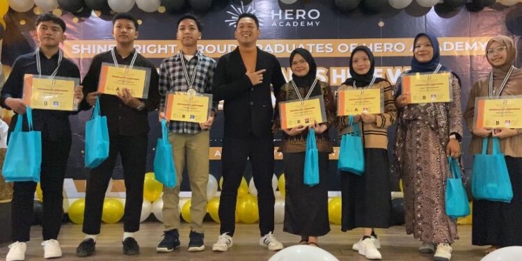 Hero Academy Luluskan 150 Remaja Medan, Cetak Bibit Diplomat Handal Indonesia Emas 2c096bde 0304 4d4a 8617 61d9d504c013