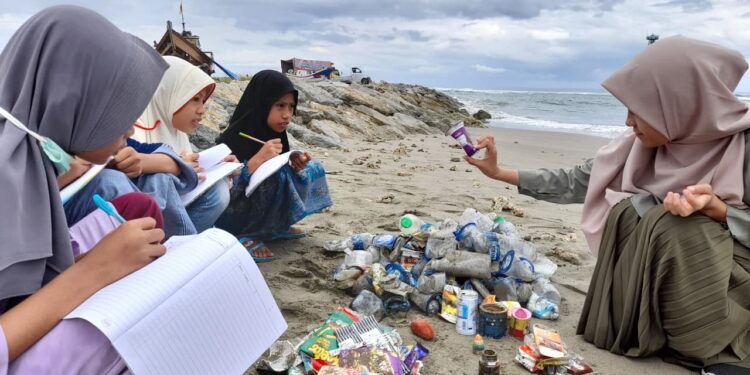 Dorong Kolaborasi Penuntasan Buta Aksara dan Peningkatan Literasi Lewat HAI 2025 7756d1b7 36b5 47f2 adbc 07524fda8280