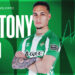 Winger asal Brasil, Antony Matheus dos Santos, kini resmi memperkuat Real Betis Balompié. (Foto: Media Real Betis Balompié)