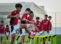 Skuad Timnas Indonesia U-17 melakukan latihan di Doha menjelang Piala Dunia U-17 Qatar 2025. (Foto: Timnas Indonesia)