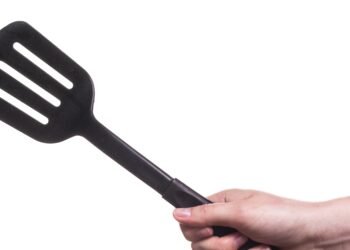 Ilustrasi sodet plastik. (Foto: Freepik)