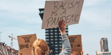 Ilustrasi tolak rasisme. (Foto: Dyana Wing So via Unsplash)