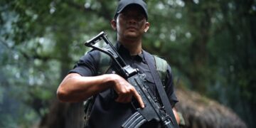 Film Timur Special Screening di 17 Kota, Dihadiri Nagita dan Raffi: Penonton Terpukau Debut Sutradara Iko Uwais (Foto: Narata/Istimewa)