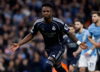 Keterangan Foto: Pemain Real Madrid, Vinicius Jr, mencatatkan brace ke gawang Manchester City di Liga Champions 25/26. (Sumber: Media Official Real Madrid)