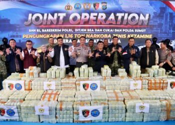 Keterangan Foto: Aparat gabungan menggagalkan penyelundupan 1,16 ton ketamin yang diangkut kapal MT Global 168. (Sumber: Dok.Bareskrim Polri)